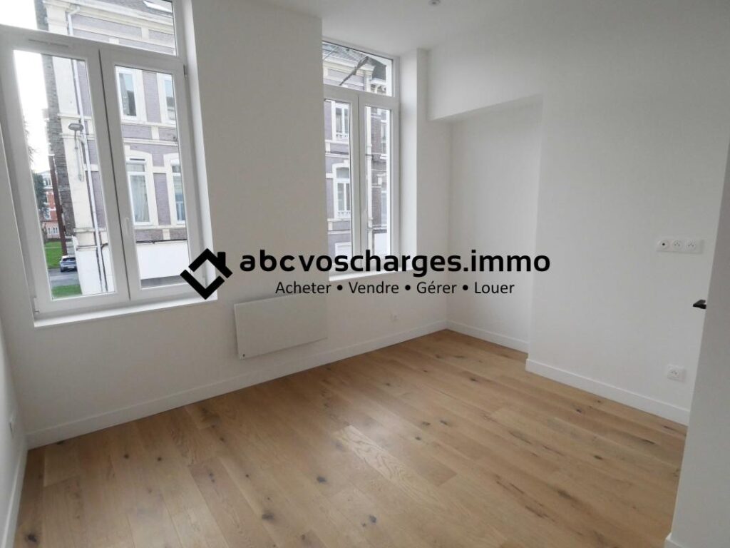 Studio meublé 19 m² Catho