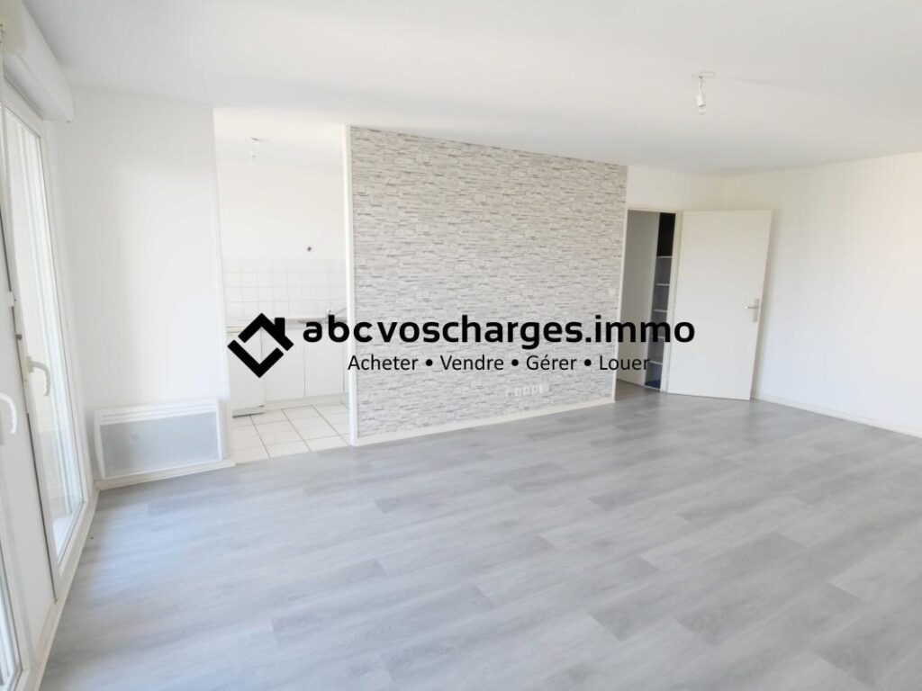 Appartement T2BIS Balcon et parking
